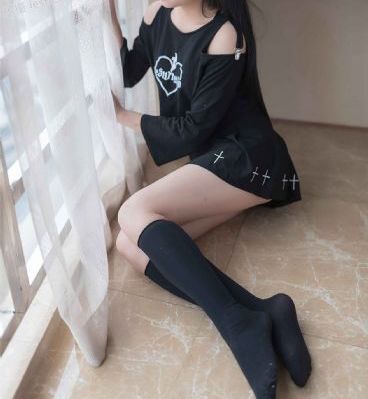 教授和他的女大学生