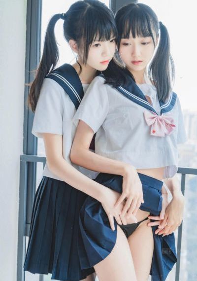 地铁蓝衣