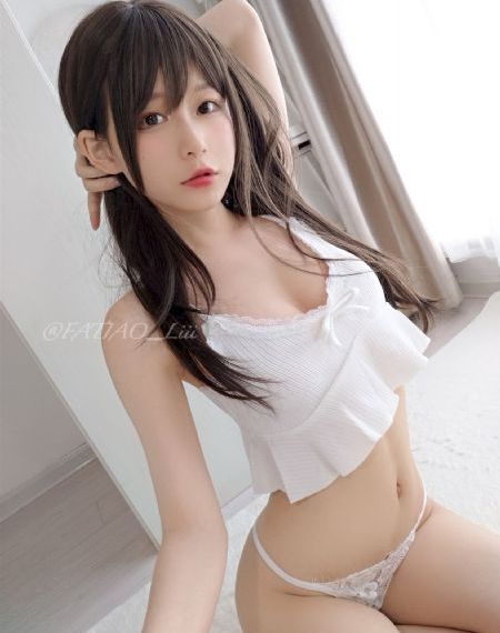 她在丈夫面前被耍了k8