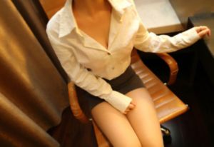 剃须捡到女高中生