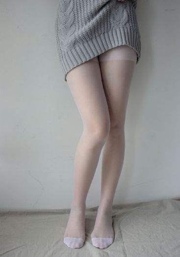 吸允老师的丝袜脚趾vk