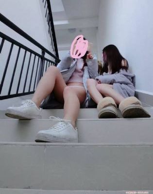 蜜桃在线观看视频